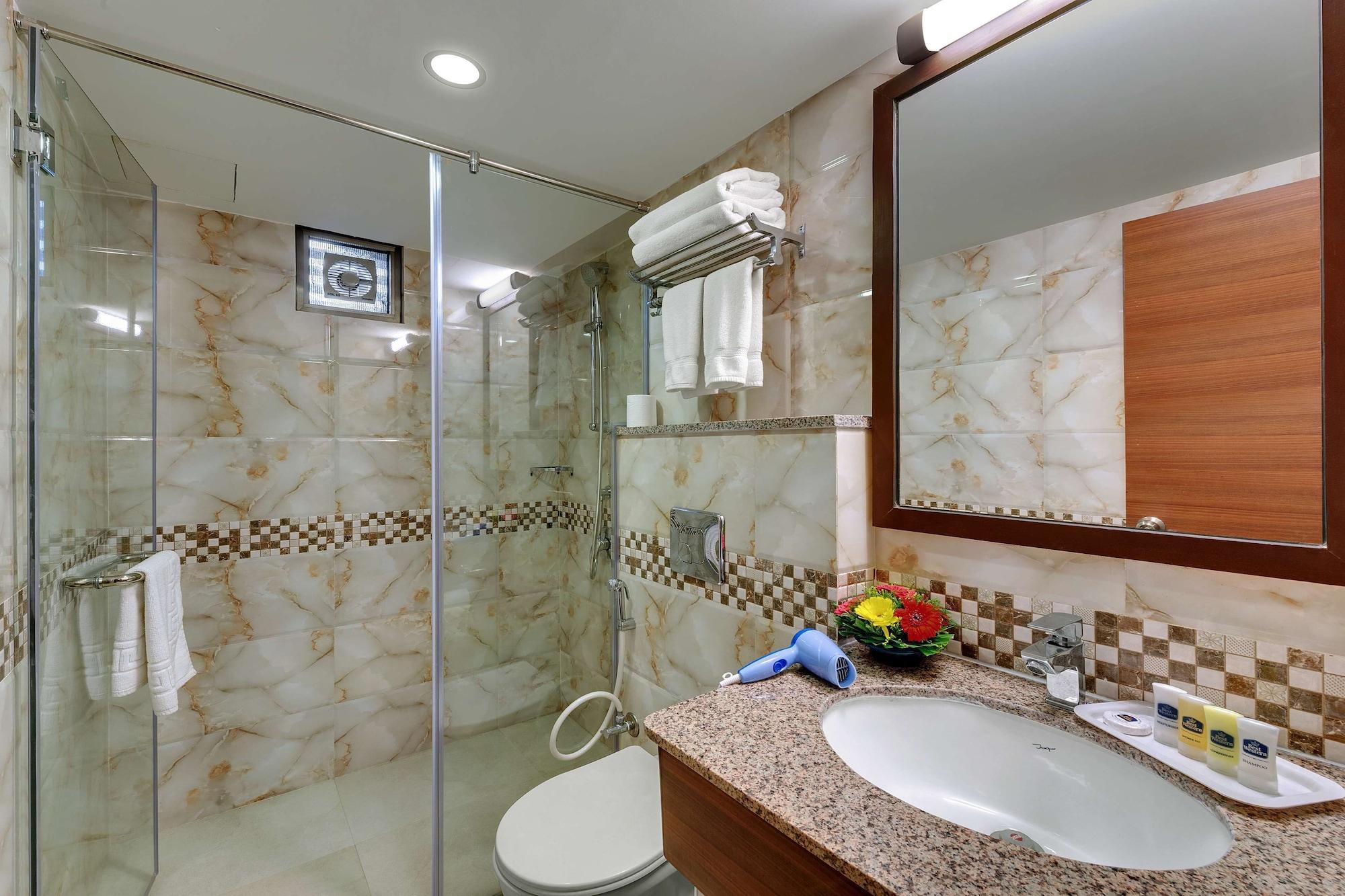 Best Western Alkapuri, Vadodara Extérieur photo