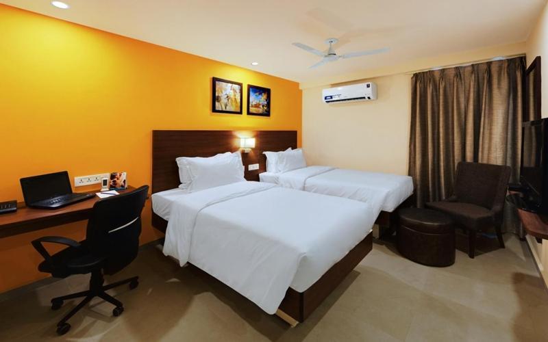 Best Western Alkapuri, Vadodara Extérieur photo
