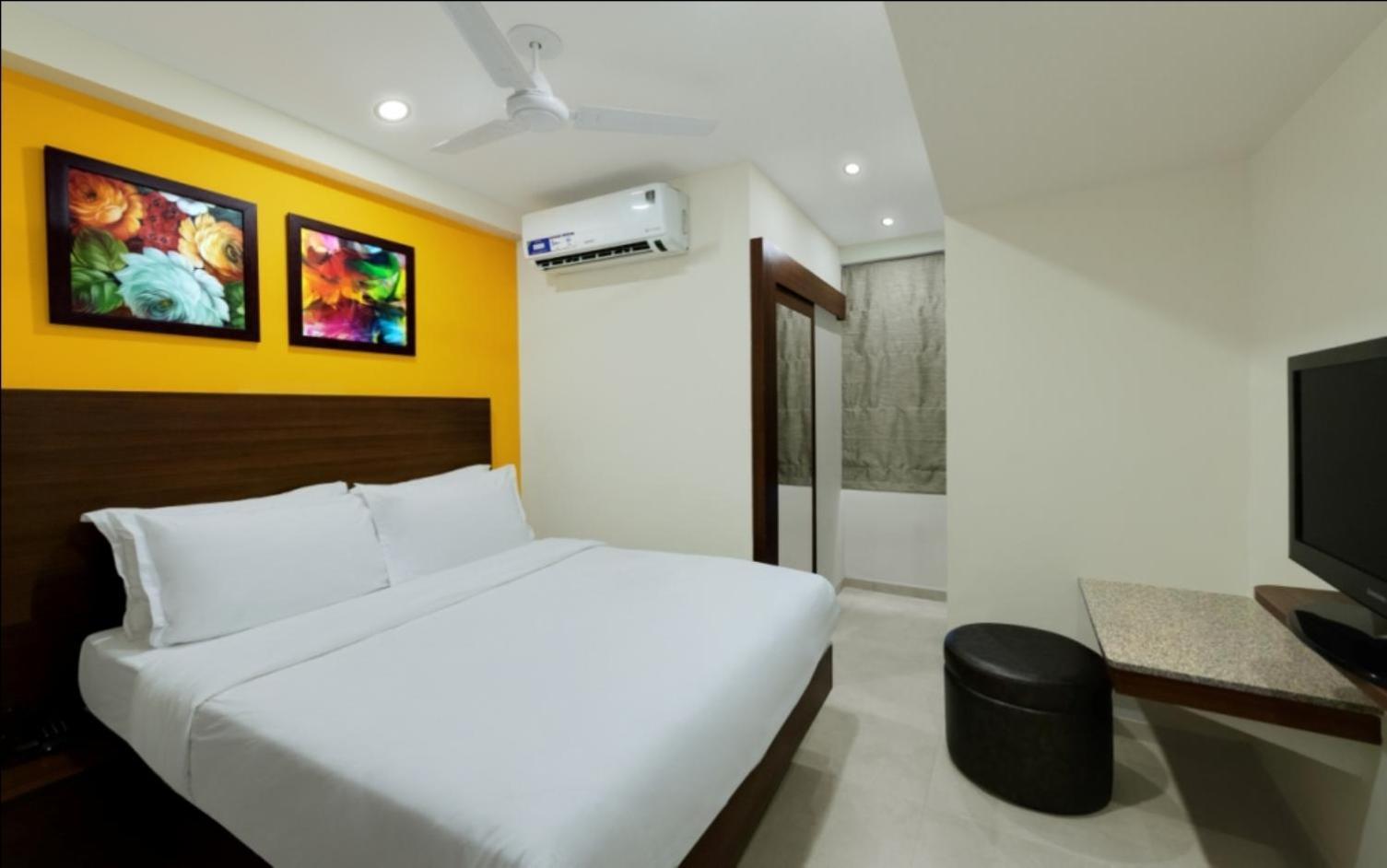 Best Western Alkapuri, Vadodara Extérieur photo
