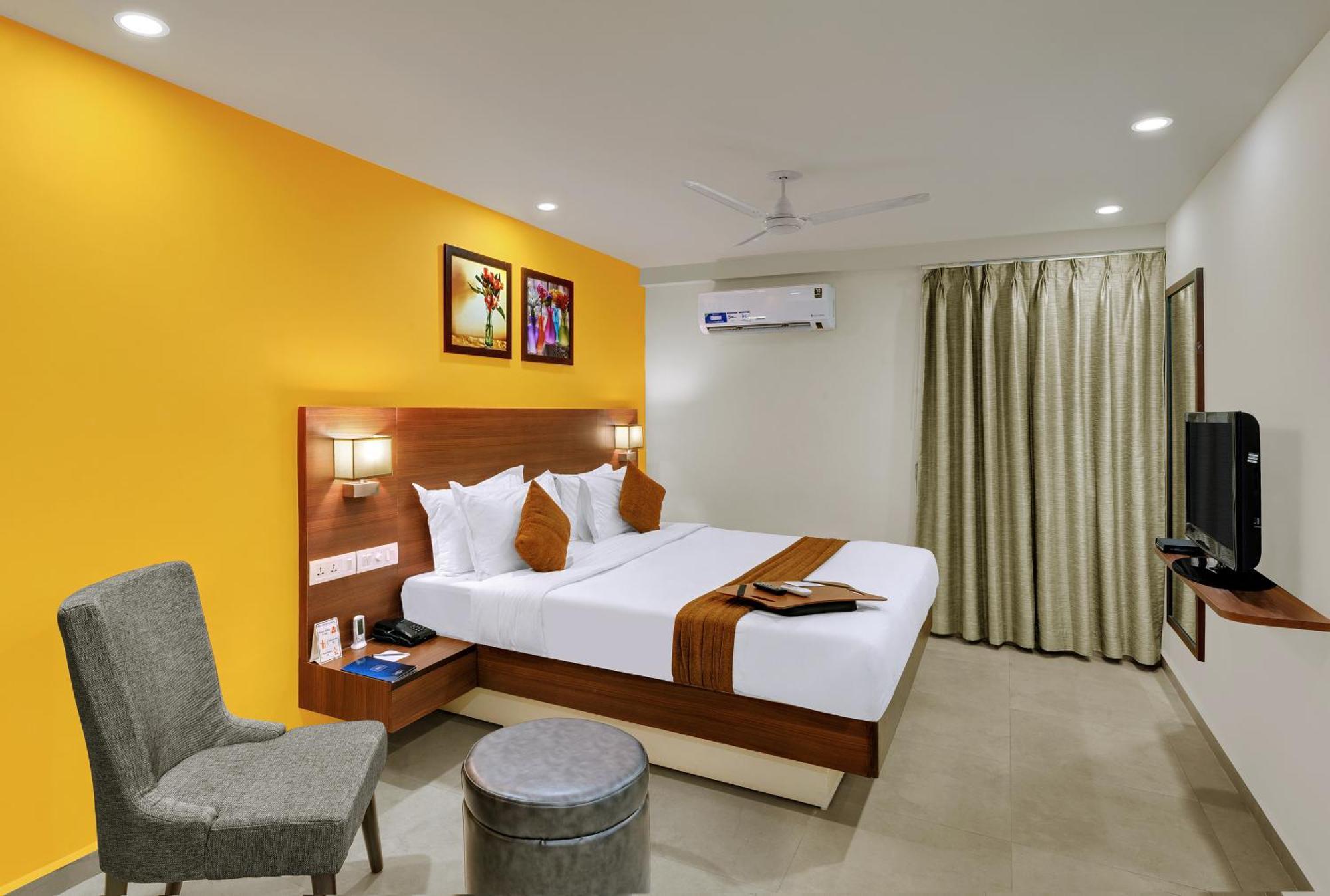 Best Western Alkapuri, Vadodara Extérieur photo