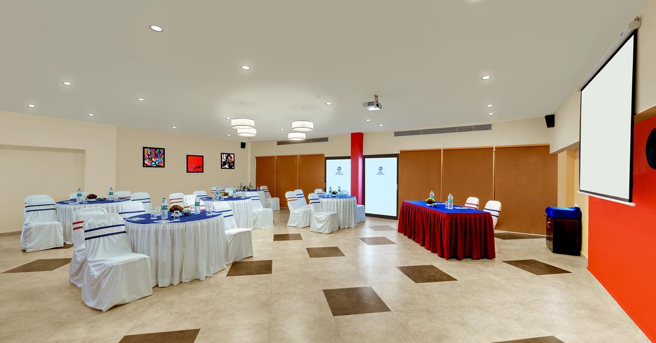 Best Western Alkapuri, Vadodara Extérieur photo