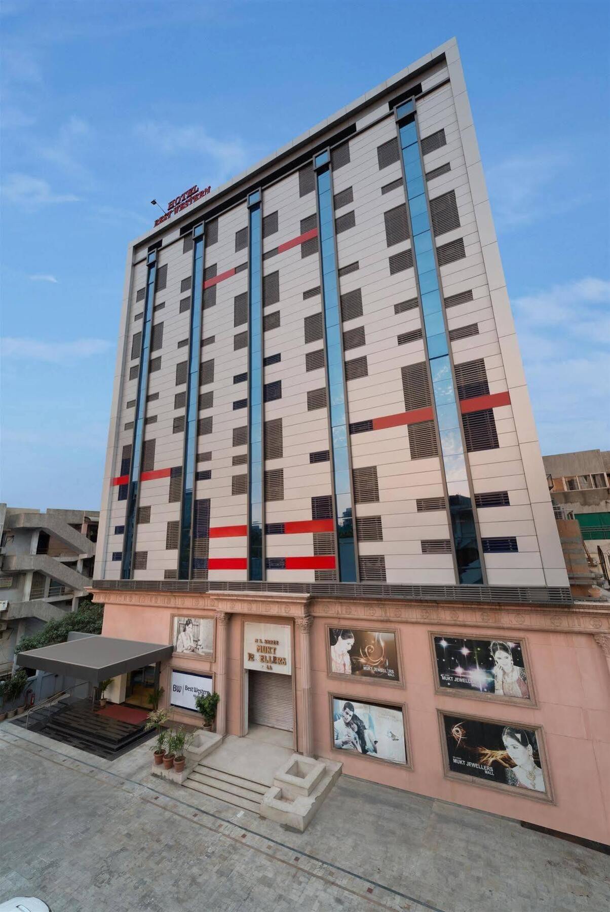 Best Western Alkapuri, Vadodara Extérieur photo